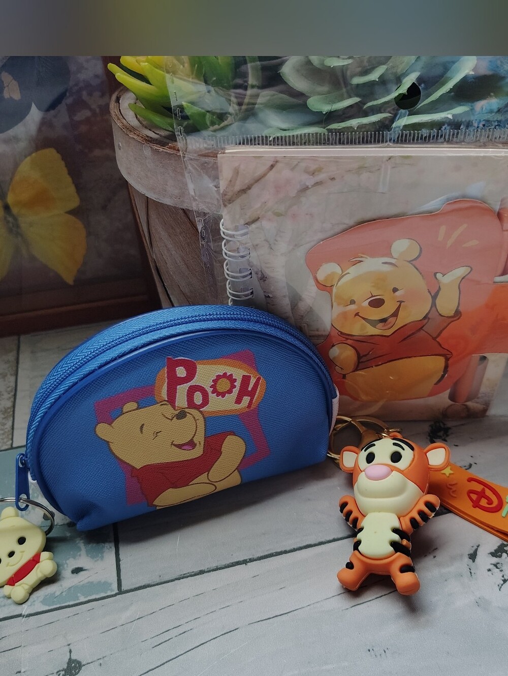 🍯Winnie The Pooh "Tigger" Gift Set (Keychain/Coin Pouch/Notepad)